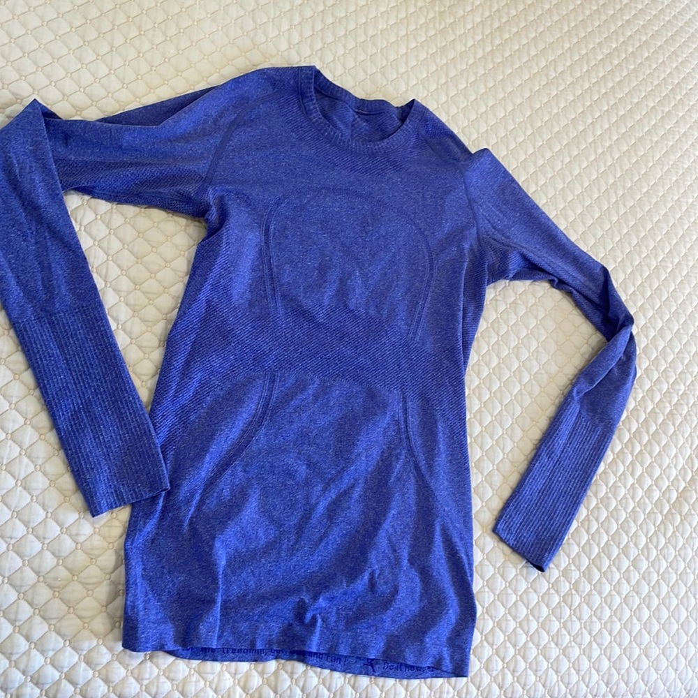 Lululemon long sleeve top
